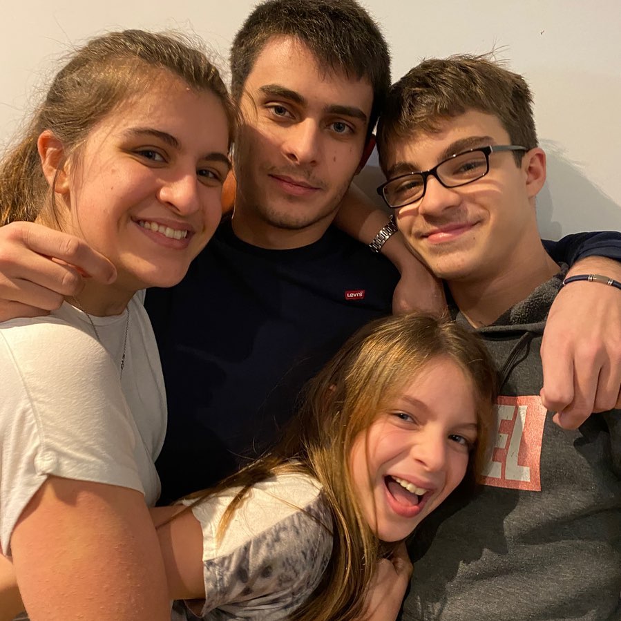 Ils sont mes 4 humains préférés, amour inconditionnel 1 Mes 4 humains, enfants de Ciloubidouille