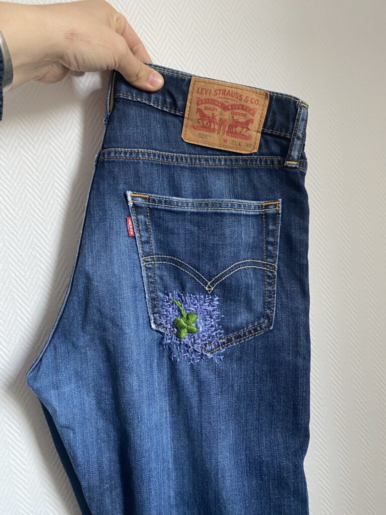 Raccommoder un trou de poche de jean 1 rapiéçage visible facile