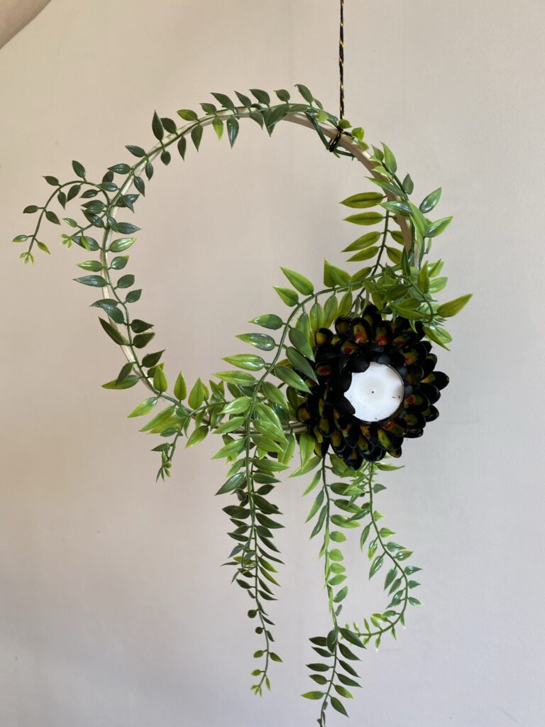 Comment transformer les coques des pistaches en fleur ! 10 fleur en coques de pistache