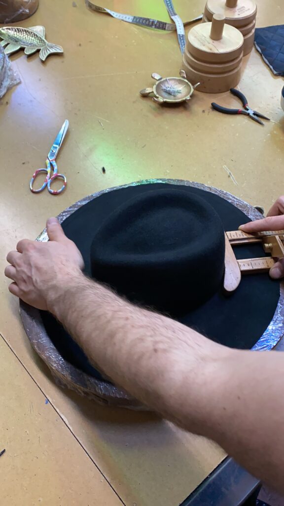 Comment j'ai fabriqué mon chapeau chez Minime Paris 19 IMG 8695
