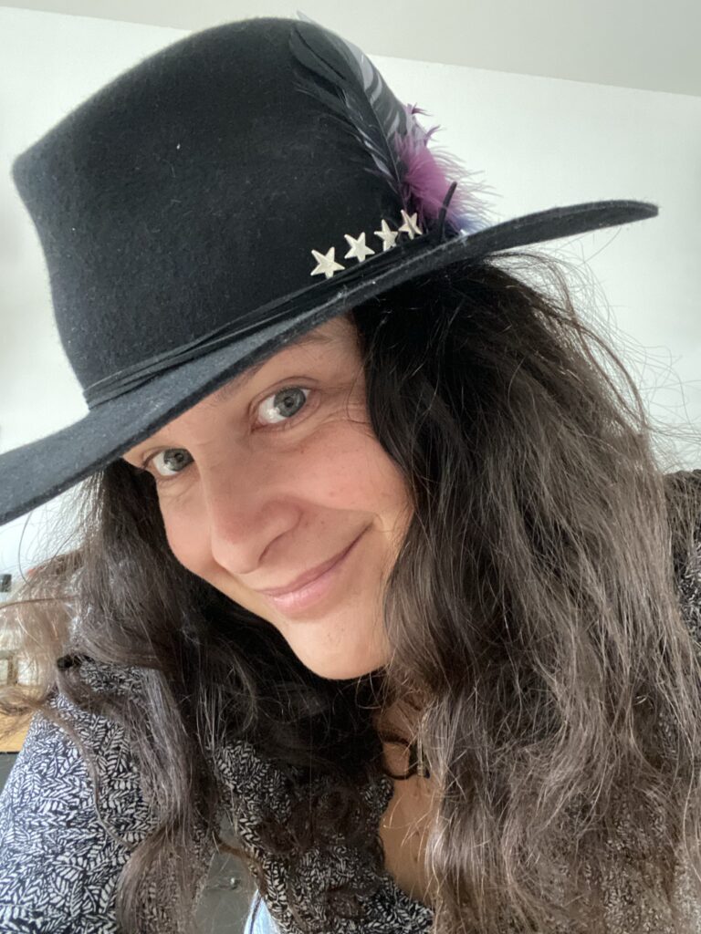 Comment j'ai fabriqué mon chapeau chez Minime Paris 27 fabrication de chapeau en feutre