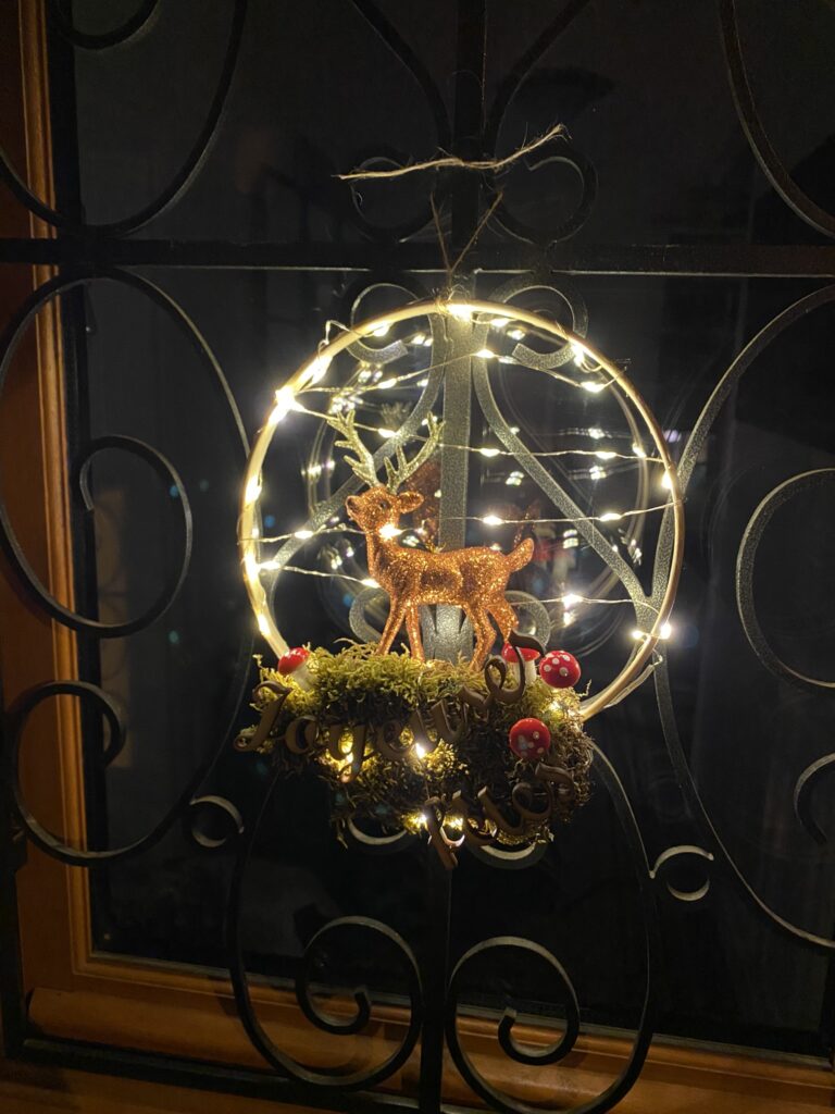 Couronne de porte pour les fêtes : surprise n°5 17 tuto couronne de Noel maison diy facile