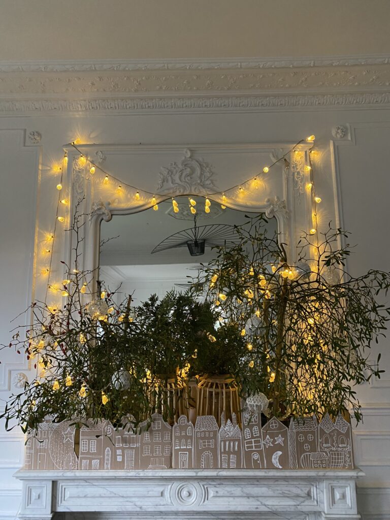 Idée de centre de table en carton pour Noël 19 idée déco de Noël en carton