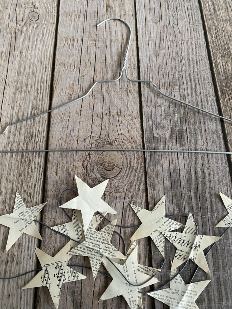 Farandole d'étoiles en papier pour la surprise n°11 6 IMG 9695