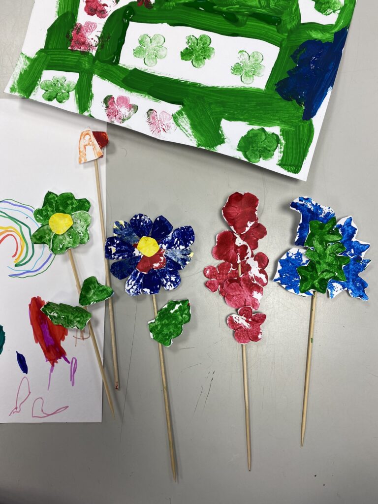 Faire des fleurs à partir de tampons en pomme de terre 14 IMG 3104