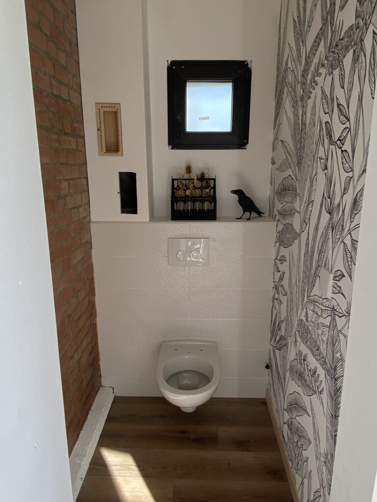 papier peint original WC toilette