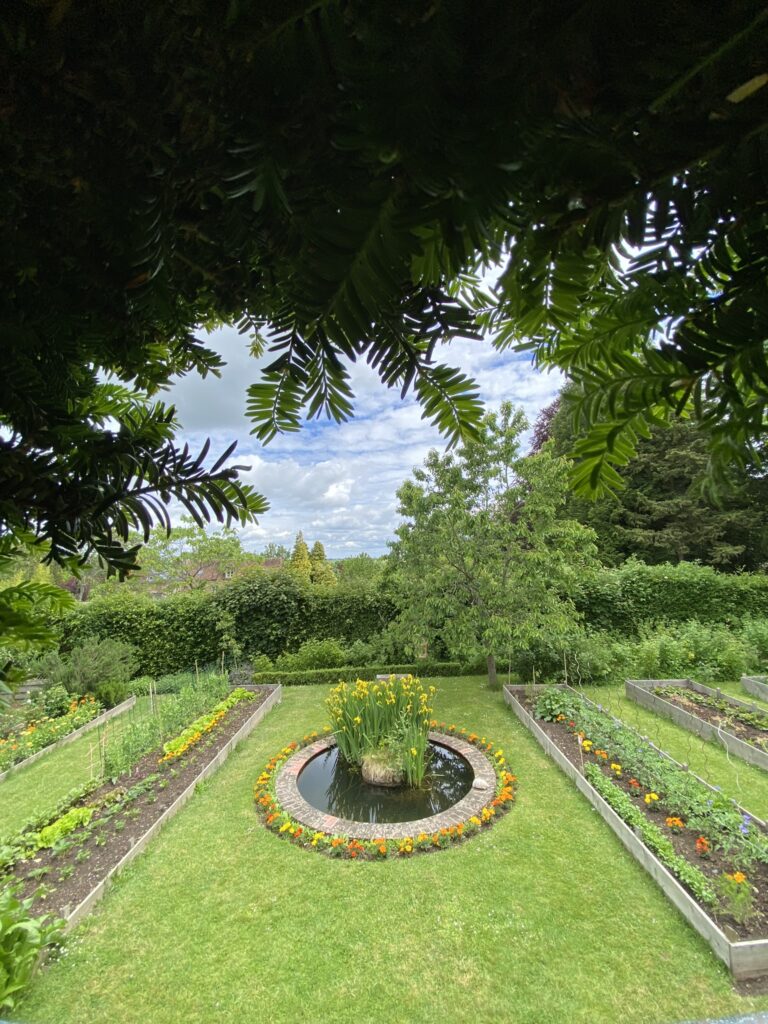 jardin des ifs gerberoy