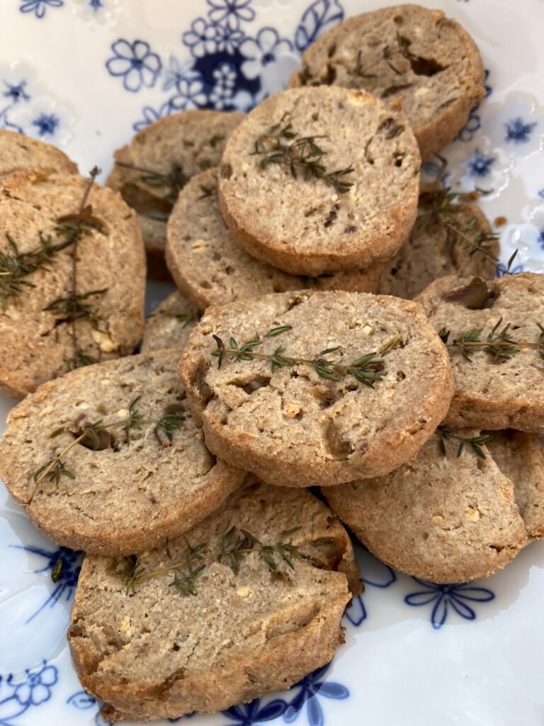Biscuits salés à la feta et aux olives 1 IMG 8484