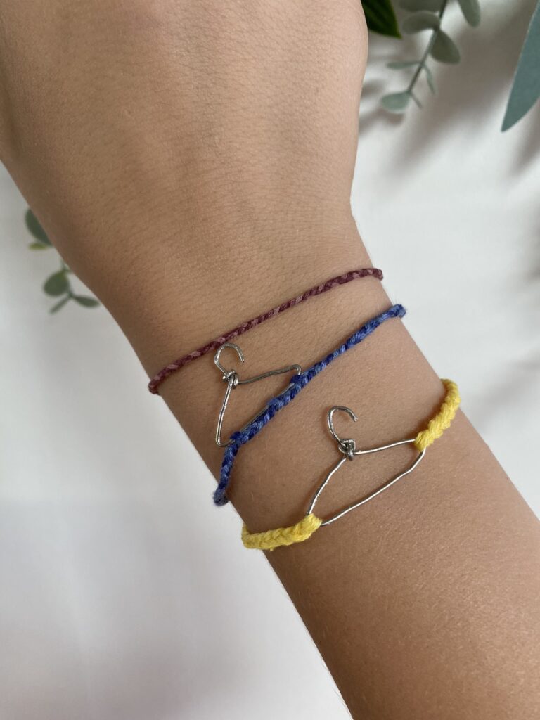 bracelet cintre avortement