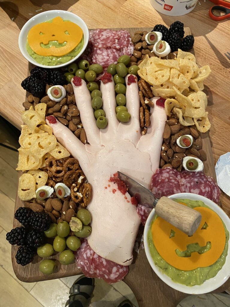 3 idées de planches apéro pour Halloween 11 planche apéro pour soirée plateau ciné halloween