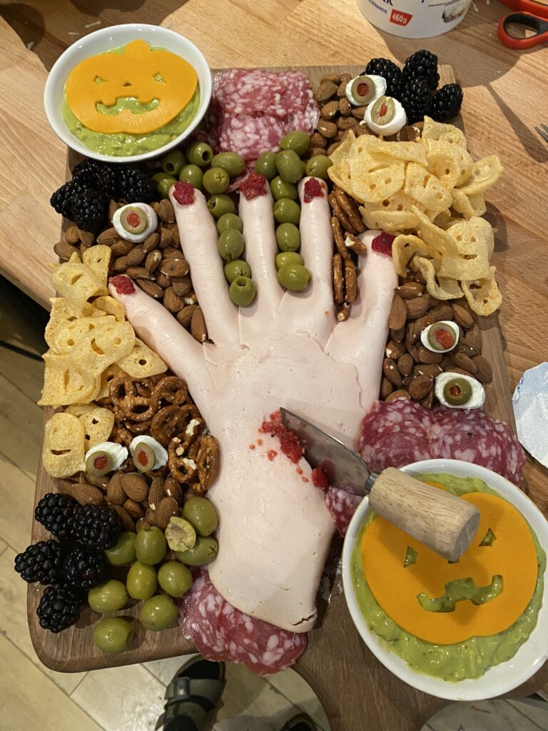 planche apéro pour soirée plateau ciné halloween