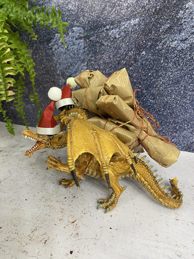 Les jouets jouent au père Noël pour le calendrier 26 IMG 3399