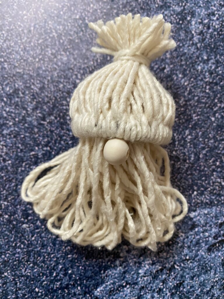 Lutin pompon : la surprise n°2 du calendrier 15 tuto lutin en laine ou lutin pompon