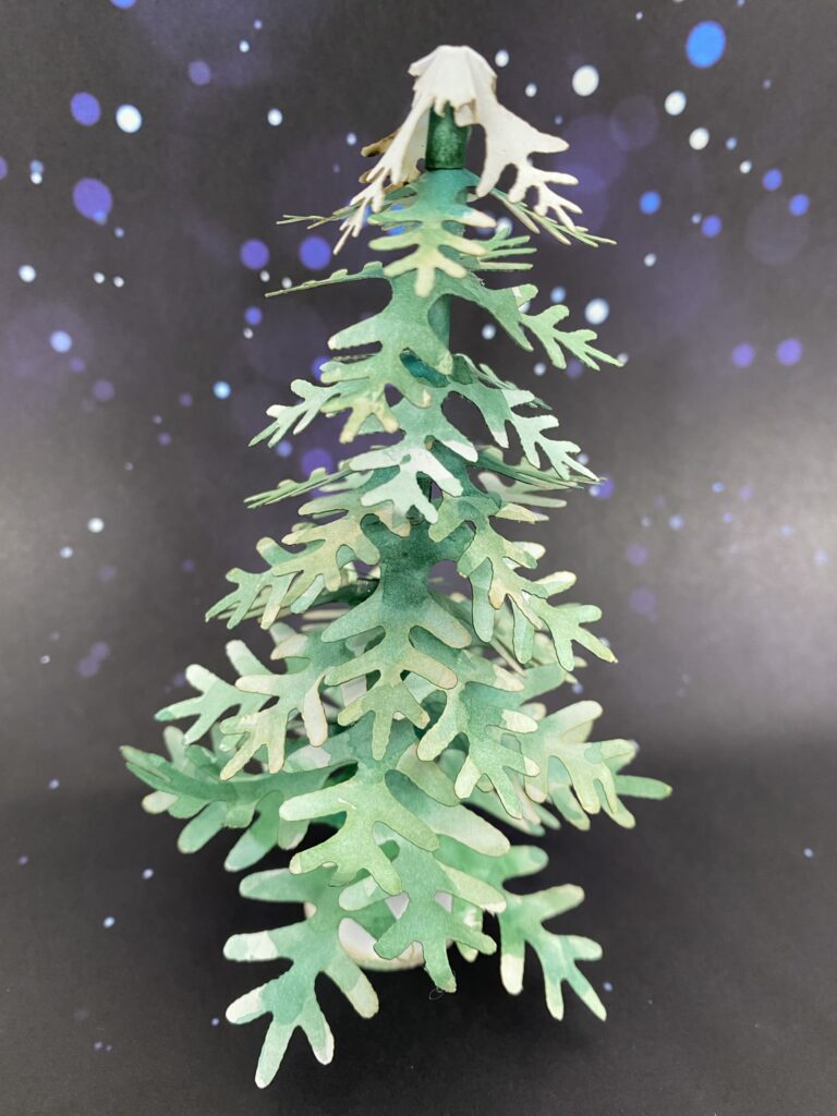 La version papier du sapin : surprise n°7 14 sapin en papier aquarelle