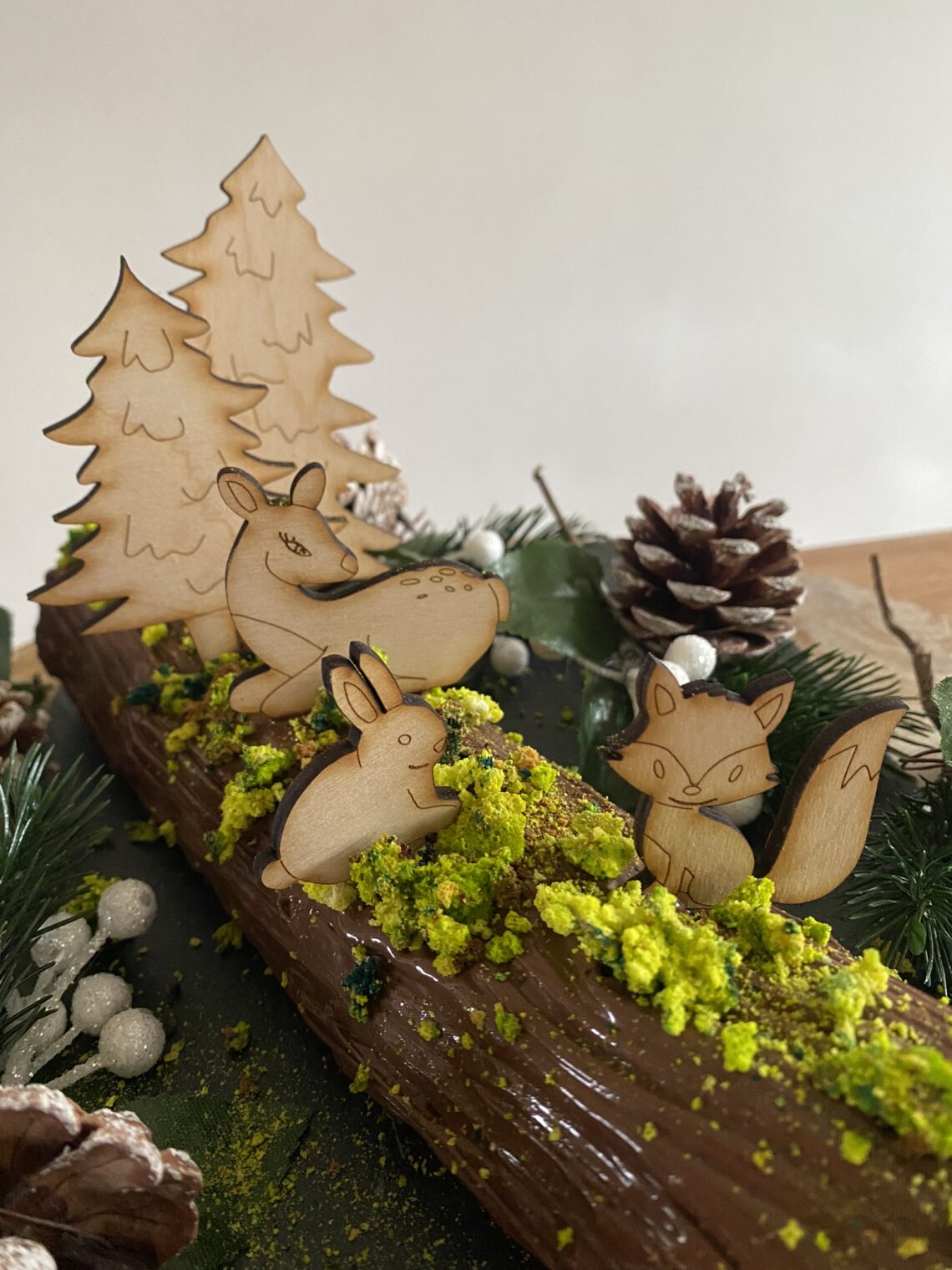 Décoration de bûche de Noël en bois à personnaliser