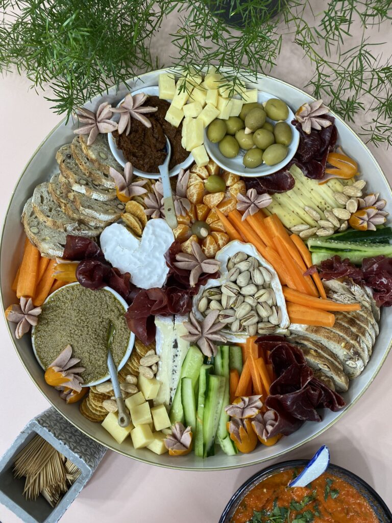 planche apéro de fête, idéale pour un buffet de fête ou un réveillon