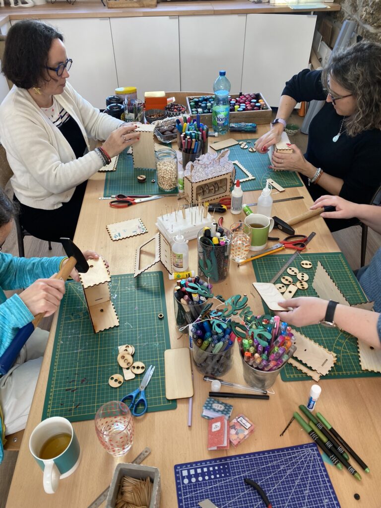 Menu découverte de la créativité : les ateliers surprises ! 10 atelier créatif surprise