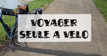 voyager seule à vélo