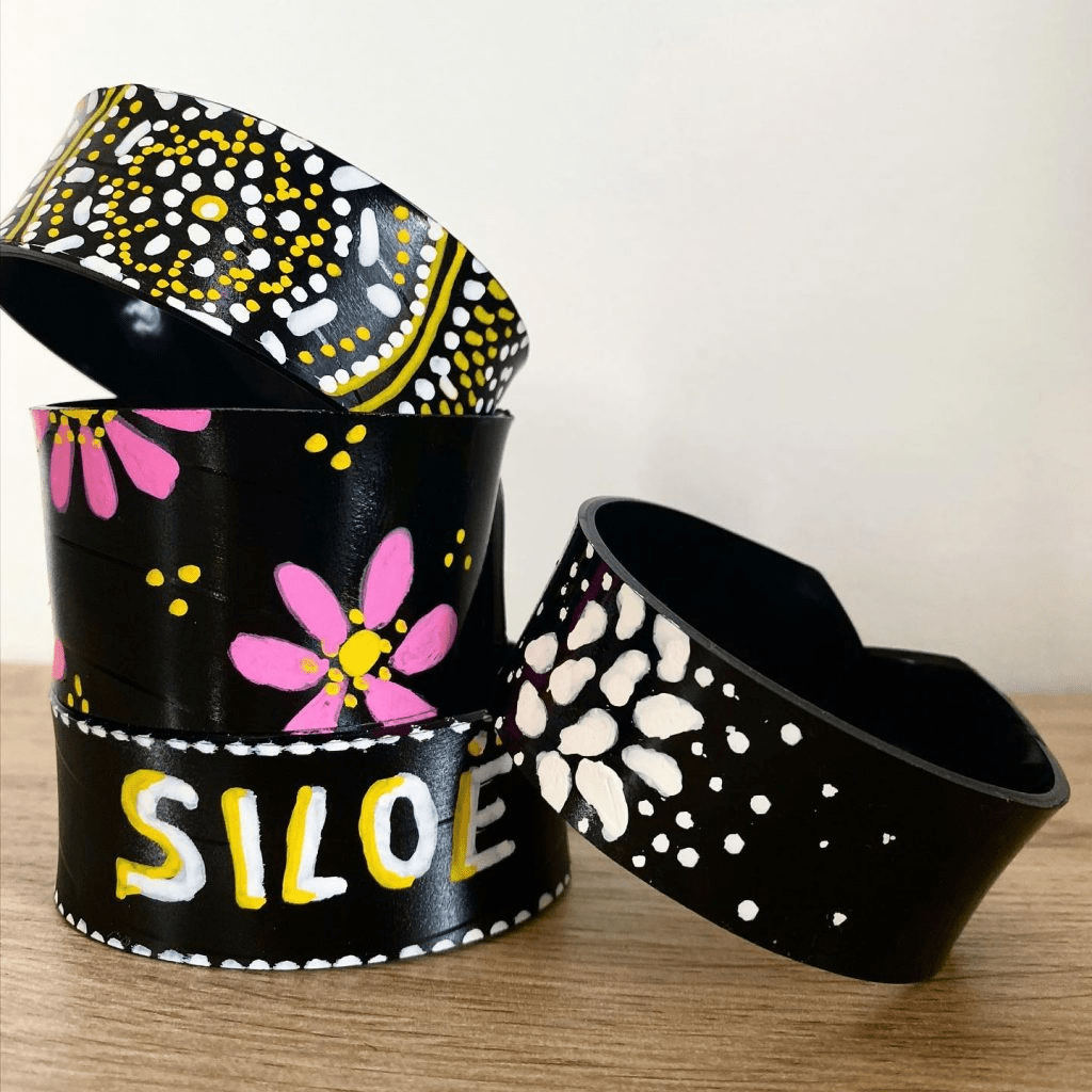 Cadeau surprise DIY : bracelet vinyle chic