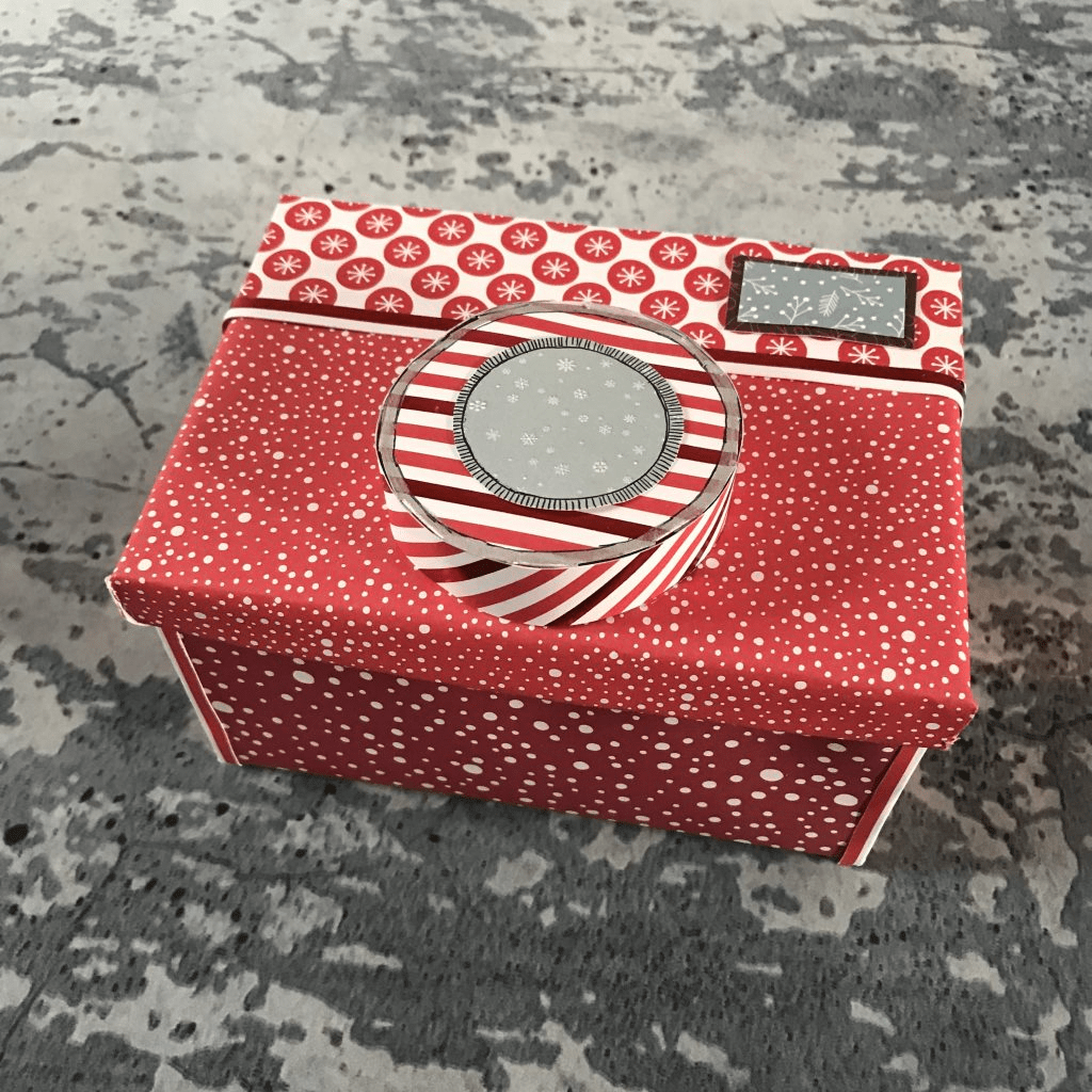 Cadeau surprise DIY : fabriquer une boîte à photos