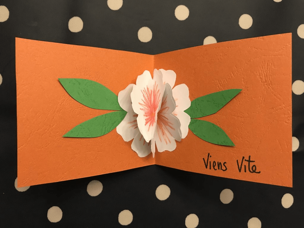 Cadeau surprise DIY : carte d'invitation pop-up