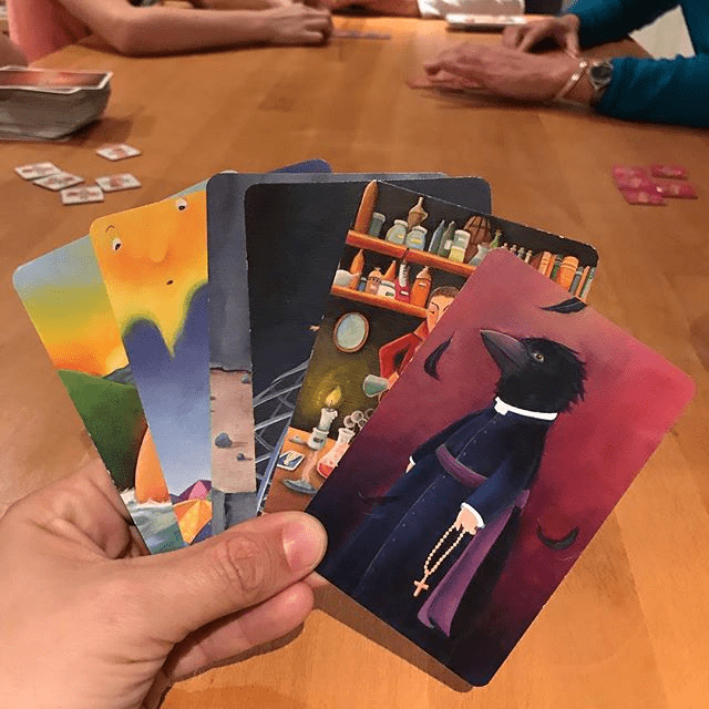 Plongée dans l'escape game maison avec Unlock 2 dixit