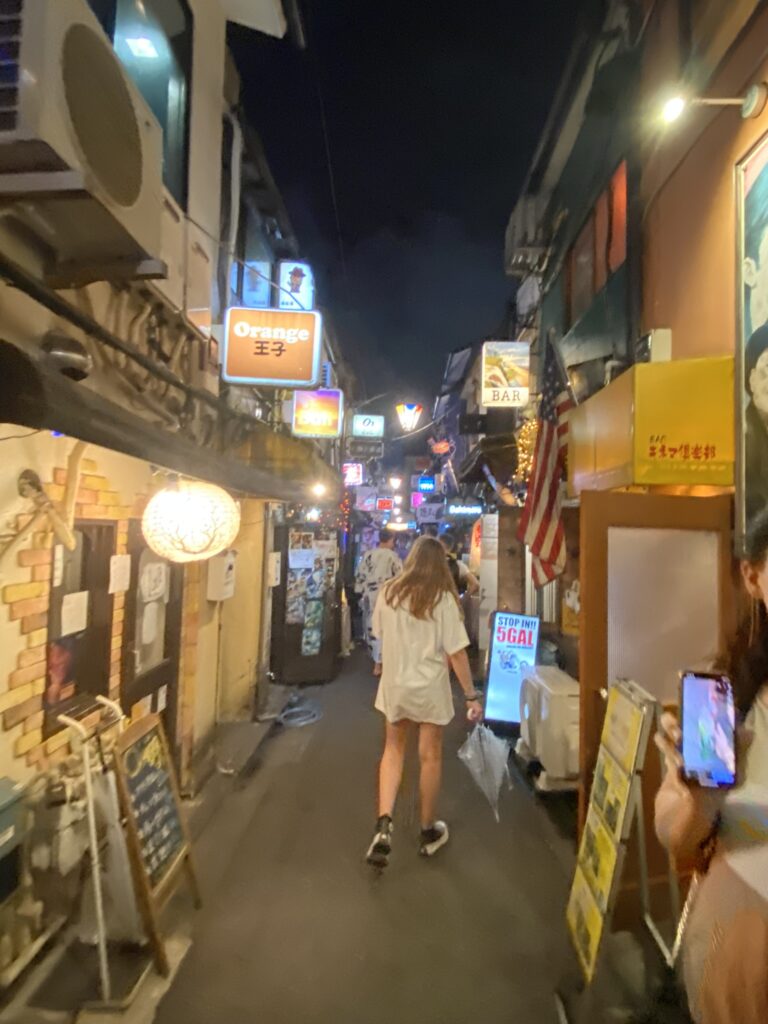 Trois jours à Tokyo en famille 103 rue omoide Yokosho à tokyo