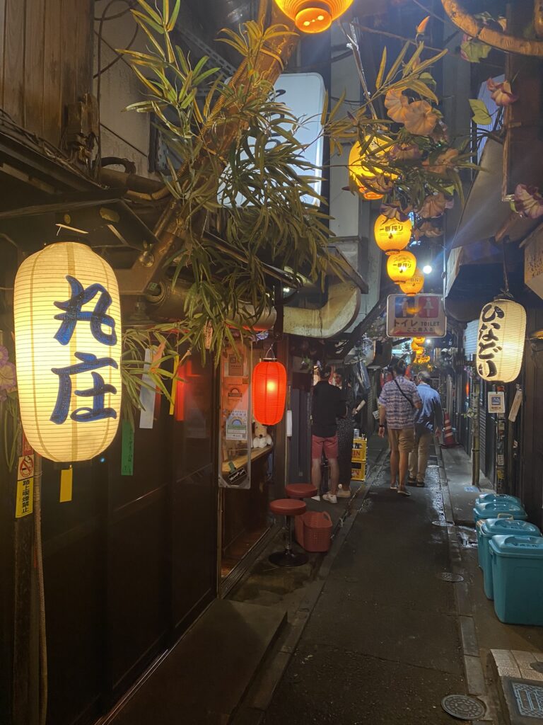Trois jours à Tokyo en famille 89 rue omoide Yokosho à tokyo
