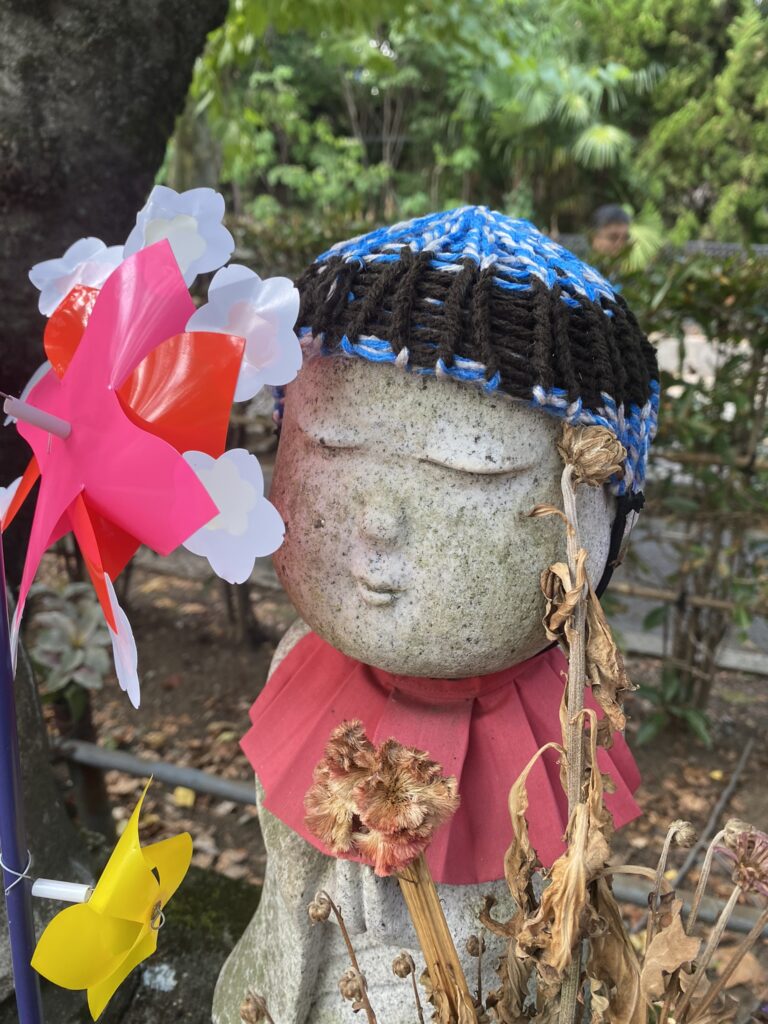 Trois jours à Tokyo en famille 133 temple zojo-ji à tokyo et son sanctuaire Jizo
