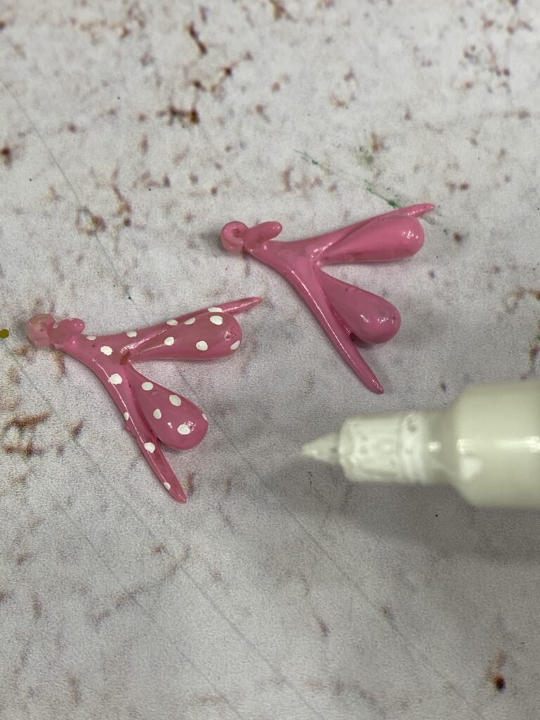 clitoris boucle oreille rose