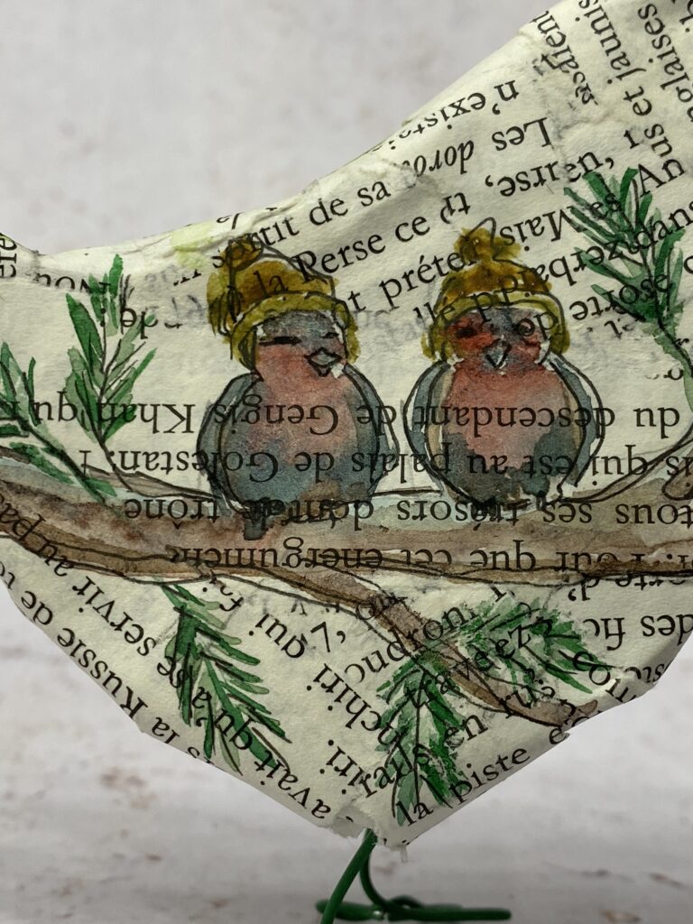 Comment fabriquer un oiseau à partir de récup : surprise n°4 20 oiseau en carton et en papier, illustré à l'aquarelle
