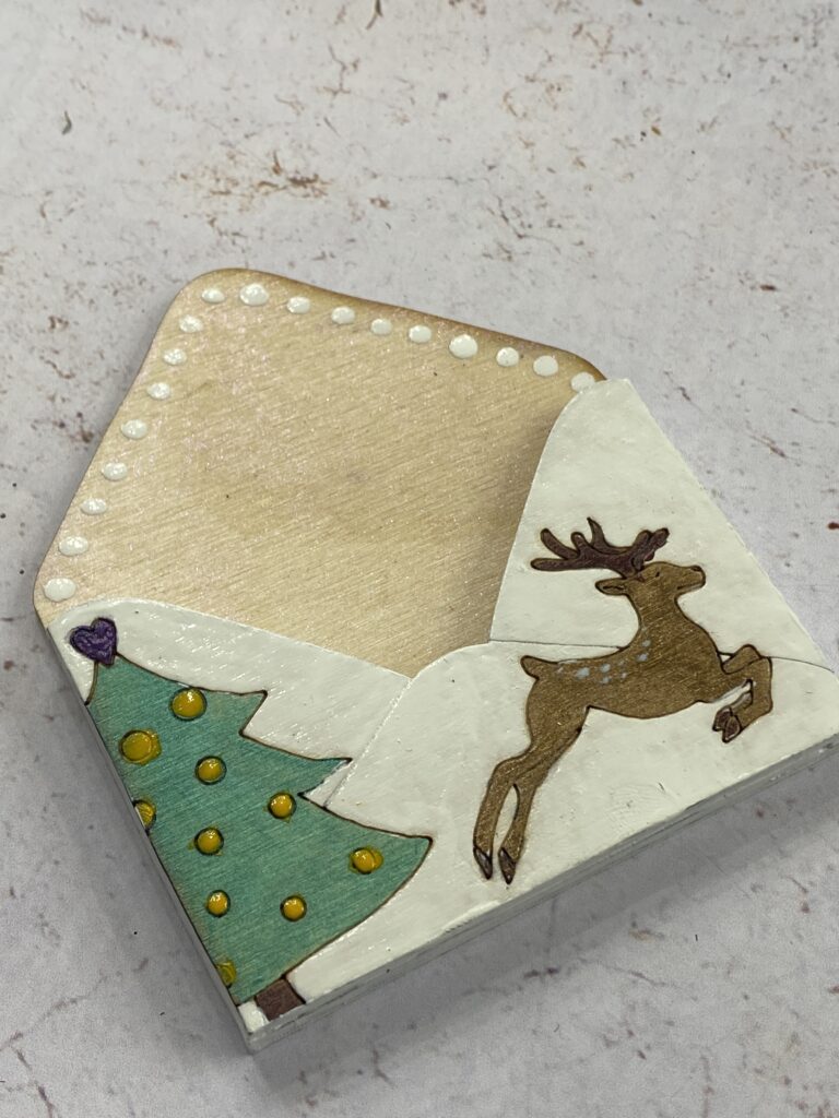 Comment personnaliser votre enveloppe de Noël en bois - Surprise n°11 7 Enveloppe en bois