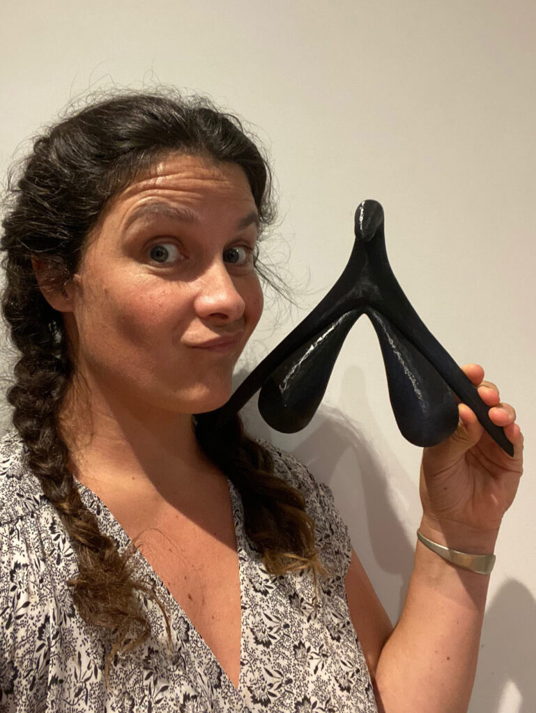 Lancement de la box créative féministe et l'histoire du Clito de Noël - Ciloubinews 6 clitoris géant
