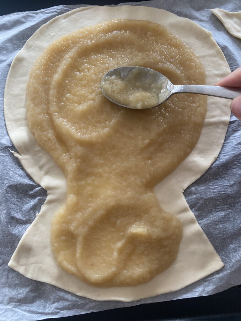 Comment faire une super galette des rois Boule à Neige 5 IMG 2708
