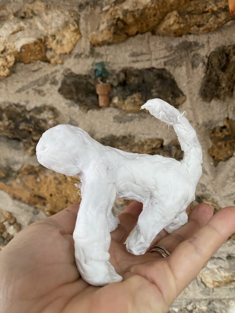 Comment fabriquer un super animal totem en papier 11 Alebrije en papier et coton
