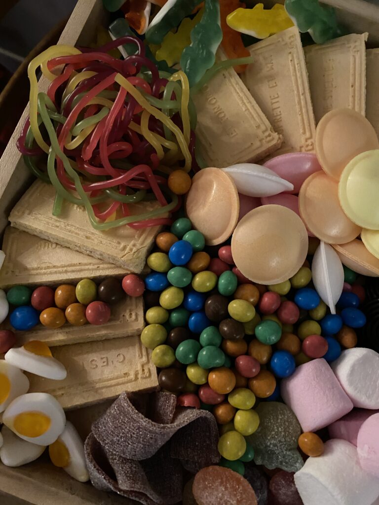 Tablette de chocolat gourmande ou comment fabriquer un cadeau maison personnalisé 16 plateau de bonbons