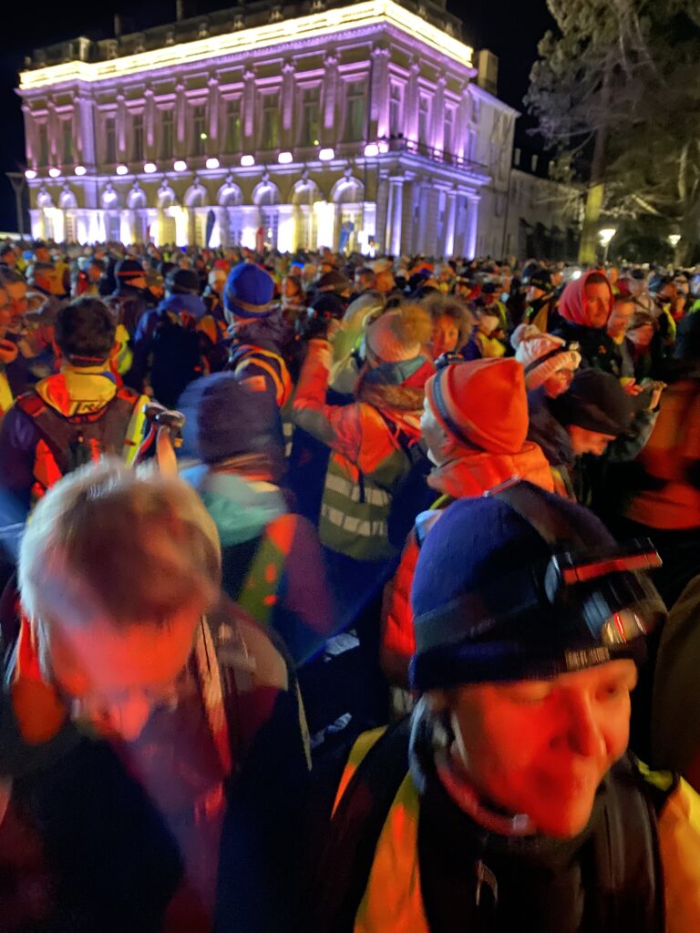 Marcher 56 kilomètres pour relier Bourges à Sancerre 4 bourges sancerre : départ de nuit
