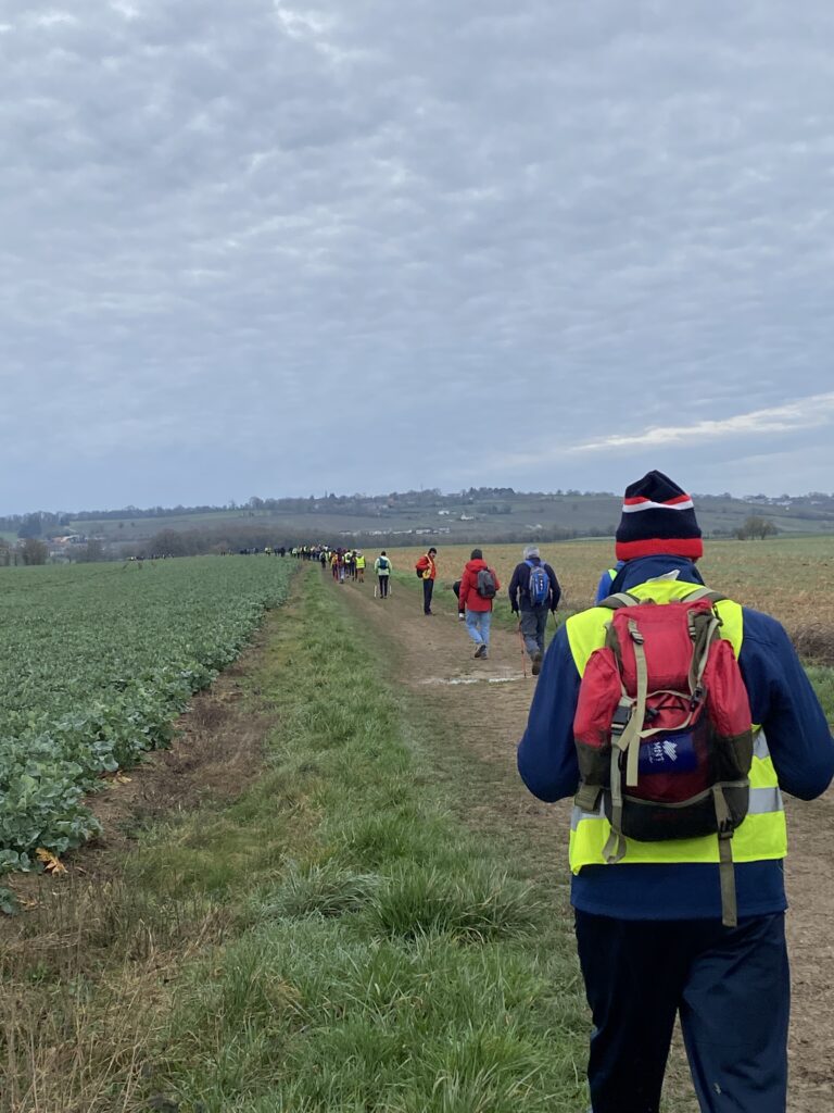 Marcher 56 kilomètres pour relier Bourges à Sancerre 12 randonnée de 56km bourges sancerre